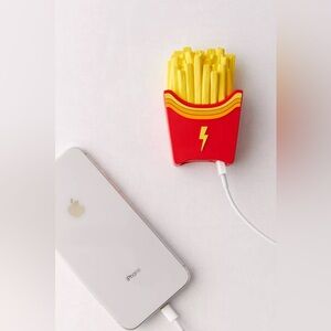 MOJI POWER ⭐️  Fries portable powerbank